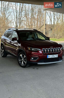 Позашляховик / Кросовер Jeep Cherokee 2019 в 