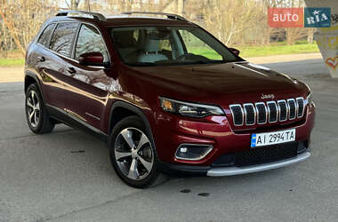 Позашляховик / Кросовер Jeep Cherokee 2019 в 