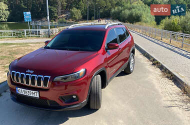 Внедорожник / Кроссовер Jeep Cherokee 2018 в 