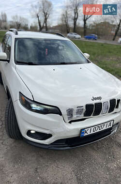 Внедорожник / Кроссовер Jeep Cherokee 2018 в 