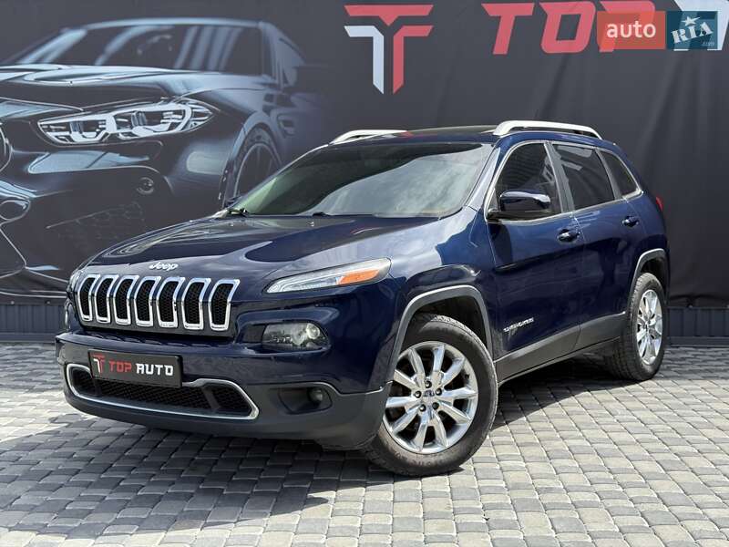Внедорожник / Кроссовер Jeep Cherokee 2015 в 