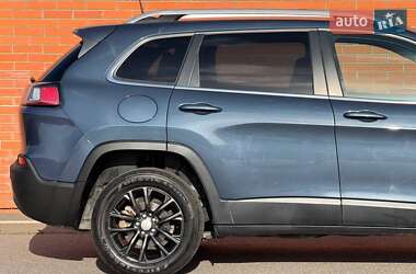 Внедорожник / Кроссовер Jeep Cherokee 2019 в 