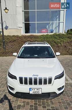 Позашляховик / Кросовер Jeep Cherokee 2019 в 