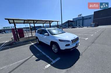 Внедорожник / Кроссовер Jeep Cherokee 2016 в 
