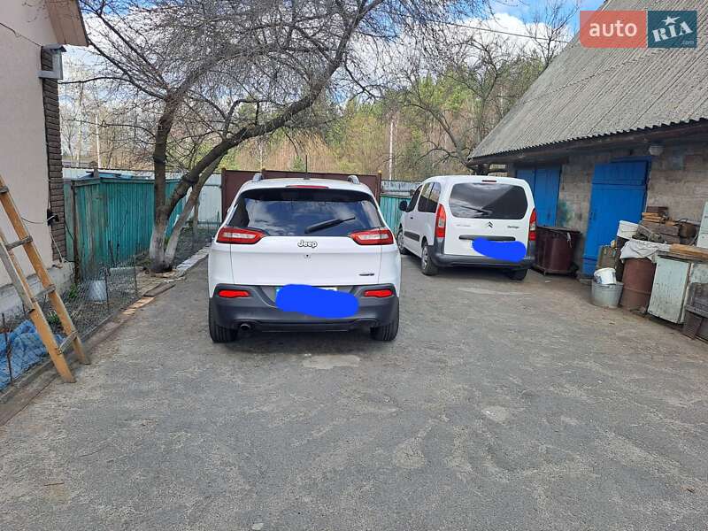 Позашляховик / Кросовер Jeep Cherokee 2017 в Києві