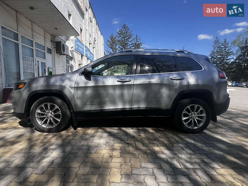 Позашляховик / Кросовер Jeep Cherokee 2018 в Шаргороді