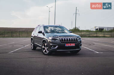 Позашляховик / Кросовер Jeep Cherokee 2020 в 