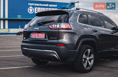 Позашляховик / Кросовер Jeep Cherokee 2020 в 
