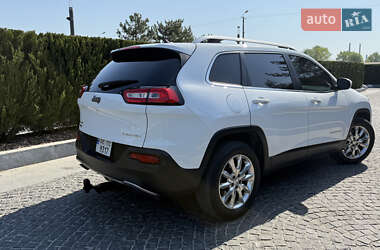 Внедорожник / Кроссовер Jeep Cherokee 2014 в 