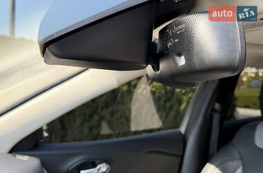 Внедорожник / Кроссовер Jeep Cherokee 2014 в Днепре