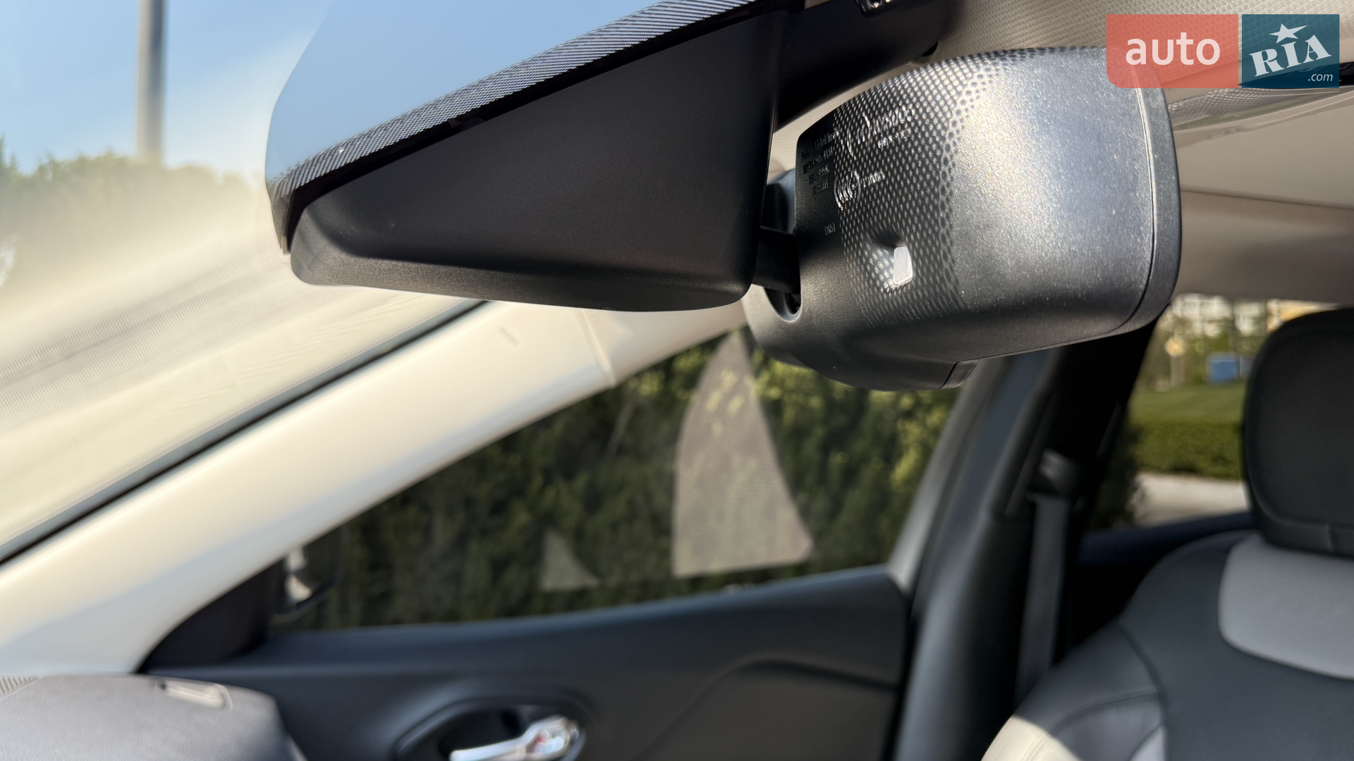 2014 Jeep Cherokee - мініатюра 18
