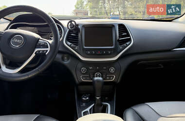 Внедорожник / Кроссовер Jeep Cherokee 2014 в 