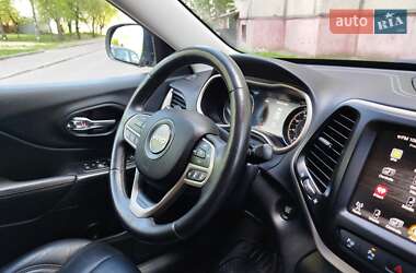 Внедорожник / Кроссовер Jeep Cherokee 2016 в Ровно