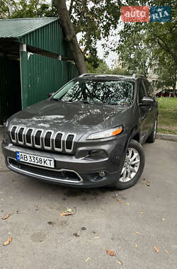 Внедорожник / Кроссовер Jeep Cherokee 2016 в Виннице
