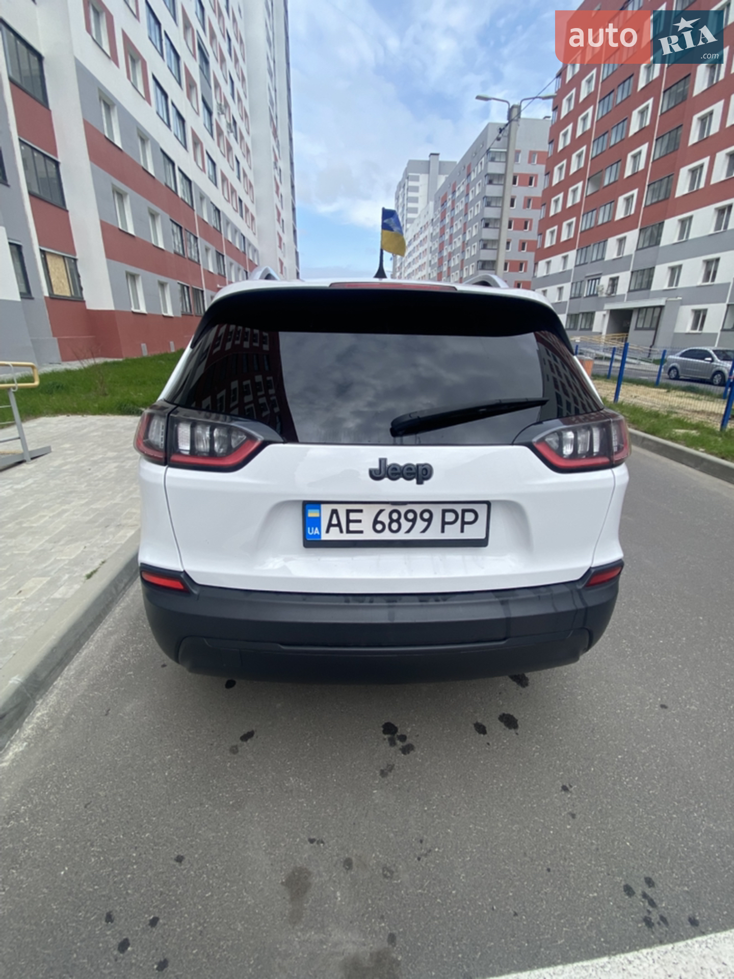 2019 Jeep Cherokee - мініатюра 6