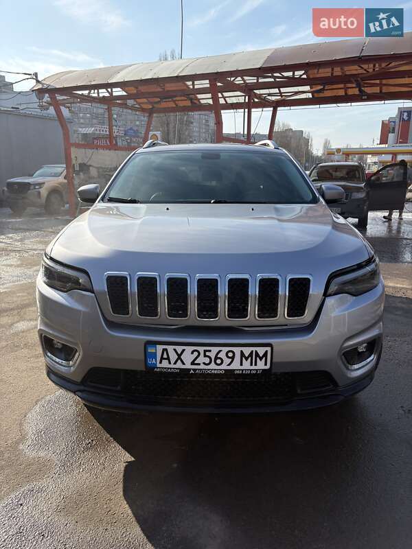 Позашляховик / Кросовер Jeep Cherokee 2019 в Харкові