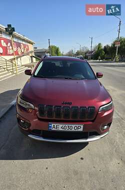 Внедорожник / Кроссовер Jeep Cherokee 2019 в 