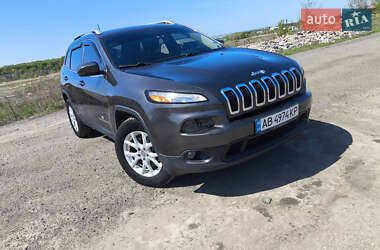 Внедорожник / Кроссовер Jeep Cherokee 2016 в 
