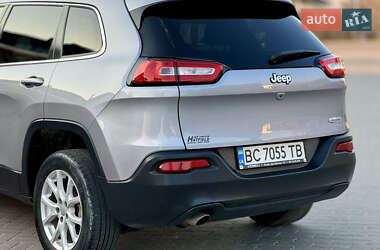 Внедорожник / Кроссовер Jeep Cherokee 2017 в 