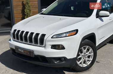 Позашляховик / Кросовер Jeep Cherokee 2015 в 