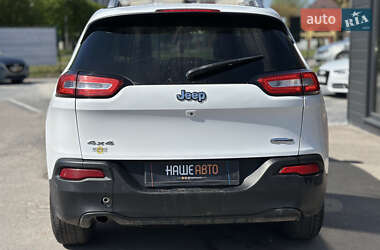 Позашляховик / Кросовер Jeep Cherokee 2015 в 