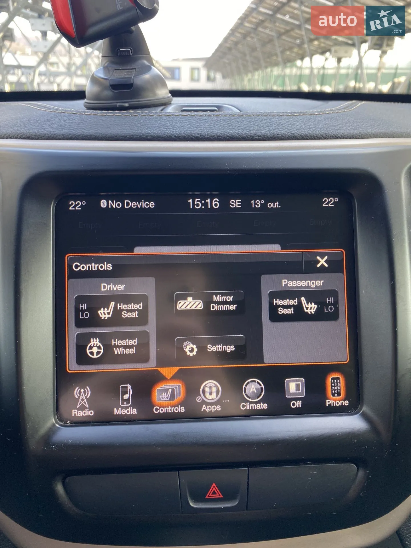 2015 Jeep Cherokee - мініатюра 16