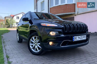 Позашляховик / Кросовер Jeep Cherokee 2016 в 