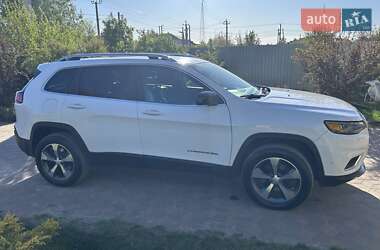 Внедорожник / Кроссовер Jeep Cherokee 2018 в 