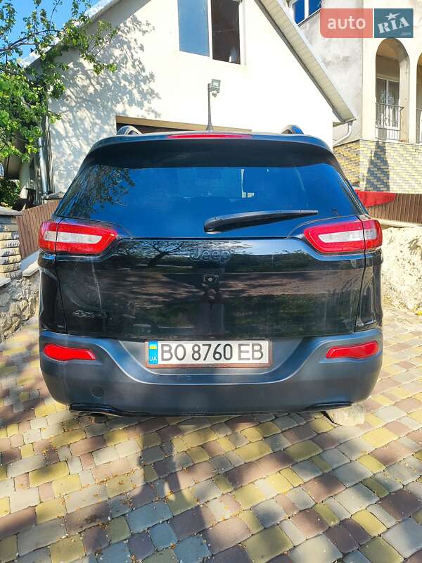 Внедорожник / Кроссовер Jeep Cherokee 2017 в Козове