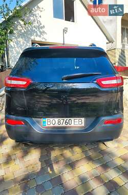 Внедорожник / Кроссовер Jeep Cherokee 2017 в 