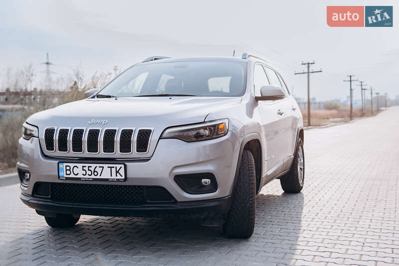 Позашляховик / Кросовер Jeep Cherokee 2019 в Львові