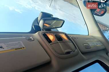 Позашляховик / Кросовер Jeep Cherokee 2015 в 