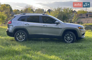 Внедорожник / Кроссовер Jeep Cherokee 2018 в 