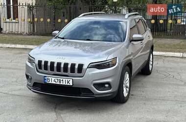 Позашляховик / Кросовер Jeep Cherokee 2019 в 
