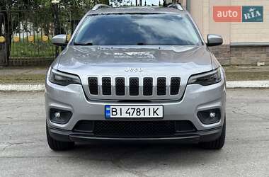Позашляховик / Кросовер Jeep Cherokee 2019 в 