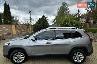 Внедорожник / Кроссовер Jeep Cherokee 2017 в Киеве
