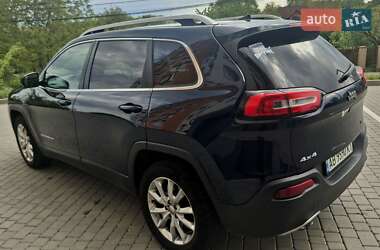 Позашляховик / Кросовер Jeep Cherokee 2016 в 