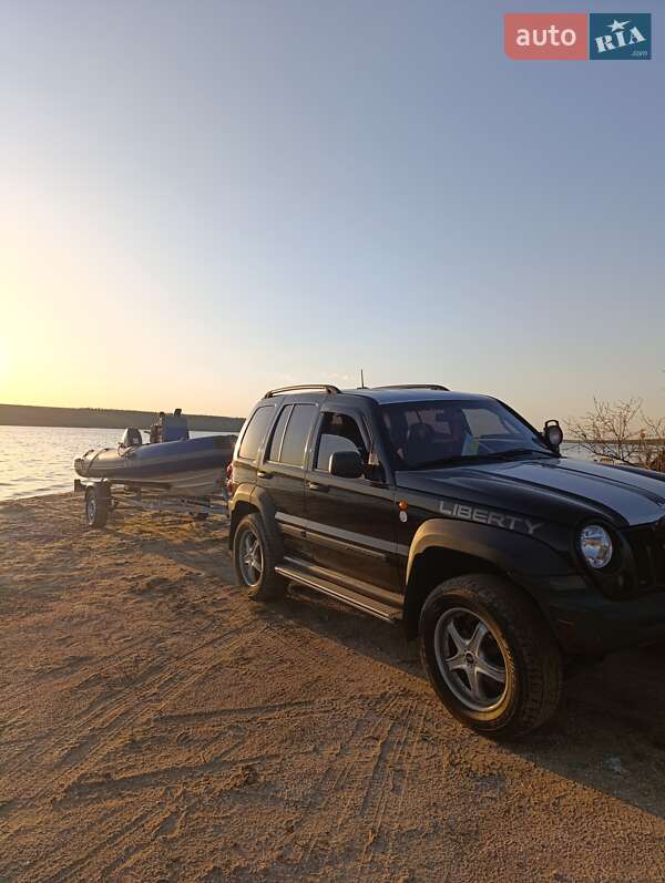 Позашляховик / Кросовер Jeep Cherokee 2005 в Березівці