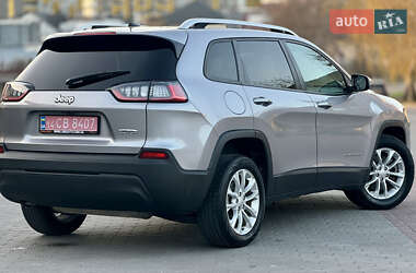 Внедорожник / Кроссовер Jeep Cherokee 2020 в 