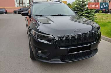 Позашляховик / Кросовер Jeep Cherokee 2019 в 