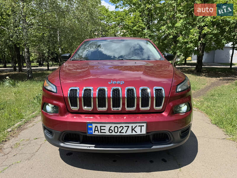 Внедорожник / Кроссовер Jeep Cherokee 2017 в Кривом Роге