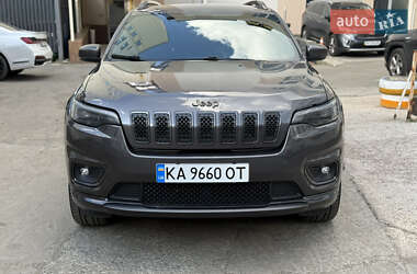 Внедорожник / Кроссовер Jeep Cherokee 2019 в 