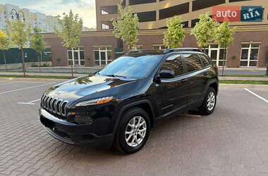 Внедорожник / Кроссовер Jeep Cherokee 2017 в Киеве