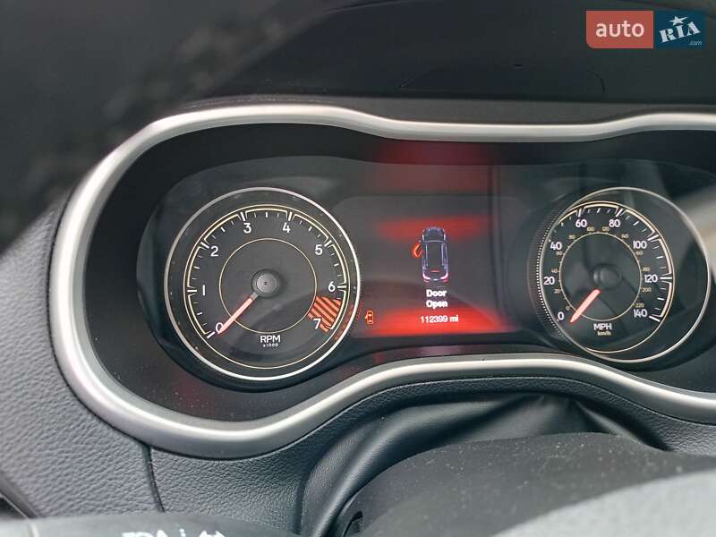 Позашляховик / Кросовер Jeep Cherokee 2013 в Києві фото 13 Позашляховик / Кросовер Jeep Cherokee 2013 в Києві