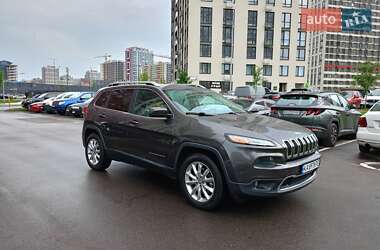 Позашляховик / Кросовер Jeep Cherokee 2013 в 