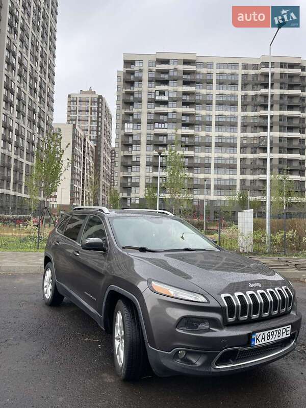 Позашляховик / Кросовер Jeep Cherokee 2013 в Києві фото 16 Позашляховик / Кросовер Jeep Cherokee 2013 в Києві