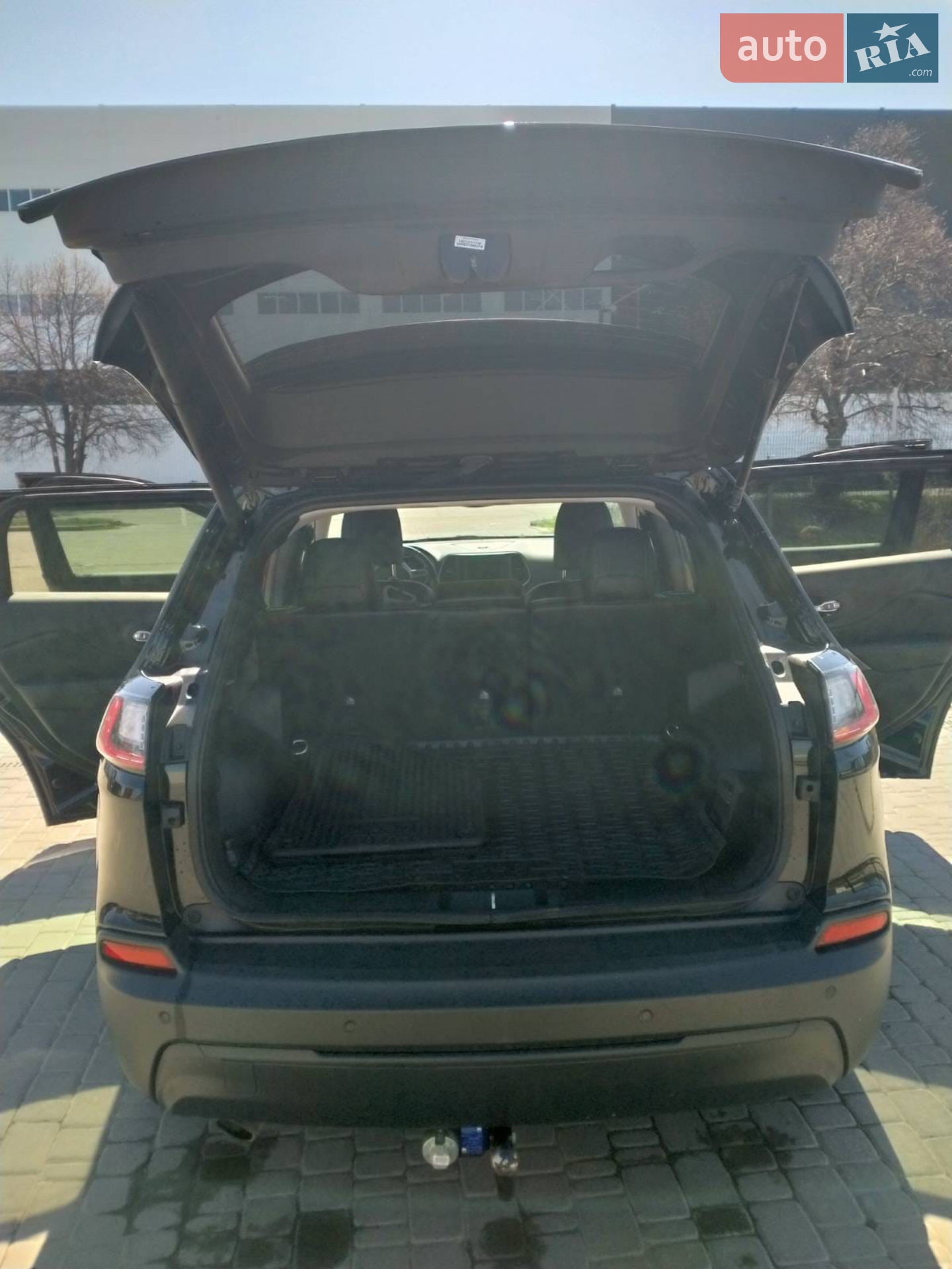 2019 Jeep Cherokee - мініатюра 18