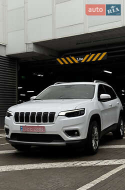 Внедорожник / Кроссовер Jeep Cherokee 2021 в Киеве