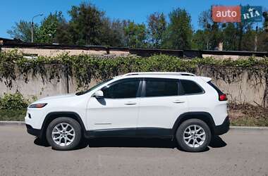 Внедорожник / Кроссовер Jeep Cherokee 2017 в 