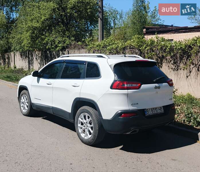 Внедорожник / Кроссовер Jeep Cherokee 2017 в Полтаве